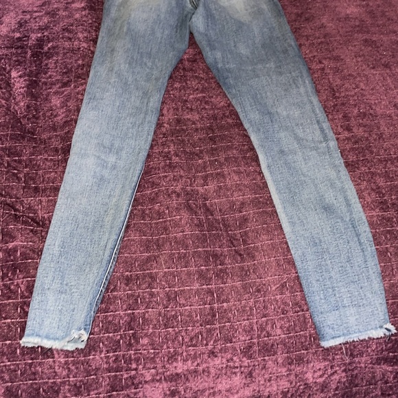 CALI Ultra High Rise Blue Skinny Jeans size 0 distressed denim jeans like new - Picture 10 of 10
